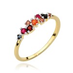 Gold ring with stones in shades of amber