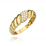Pierścionek złoty pleciony zdobiony cyrkoniami na środku
