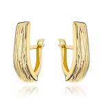 Gold drop earrings with a fluted design, 375