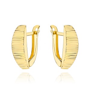 Gold earrings decorated with crosswise grooves, 375