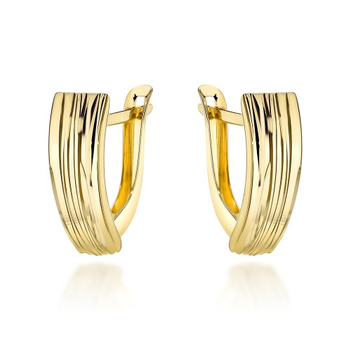 Gold earrings decorated with grooves, 375