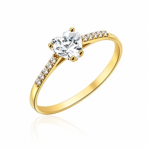 Gold heart ring and zircons